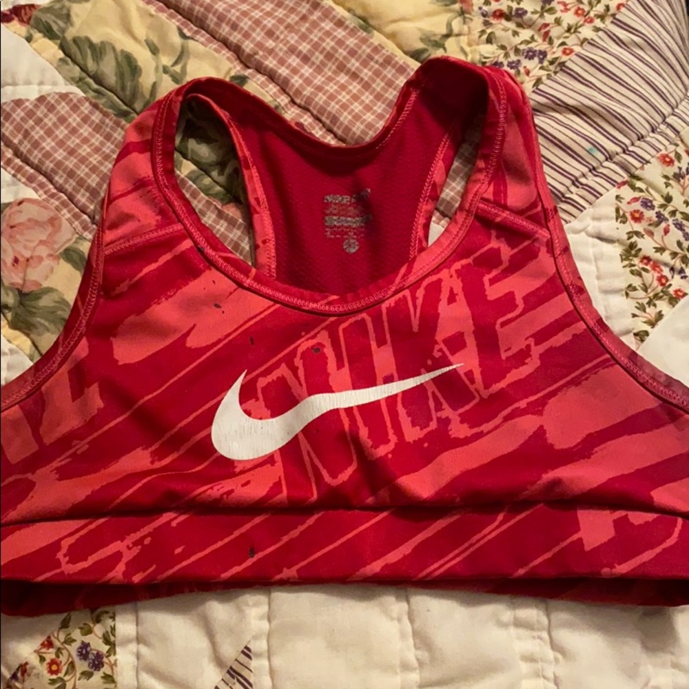 nike sports bra